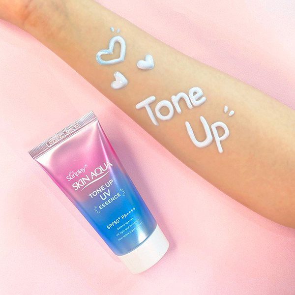 Sunplay Skin Aqua Tone Up UV Essence SPF50+/PA++++