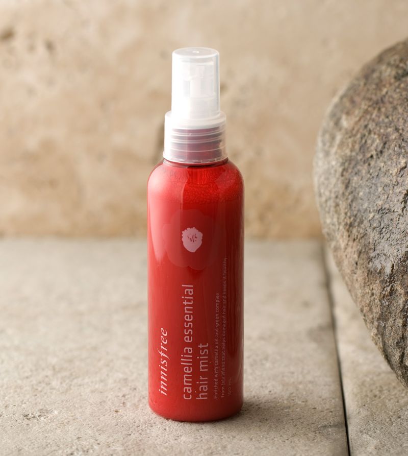 Dưỡng tóc Innisfree Camellia Essential Hair Mist